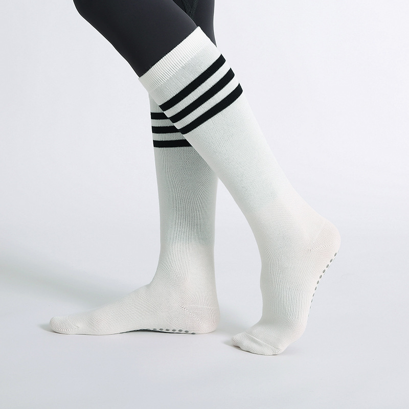 Chaussettes de Yoga rayées en  - Pilates Yoga Hose avis et prix
